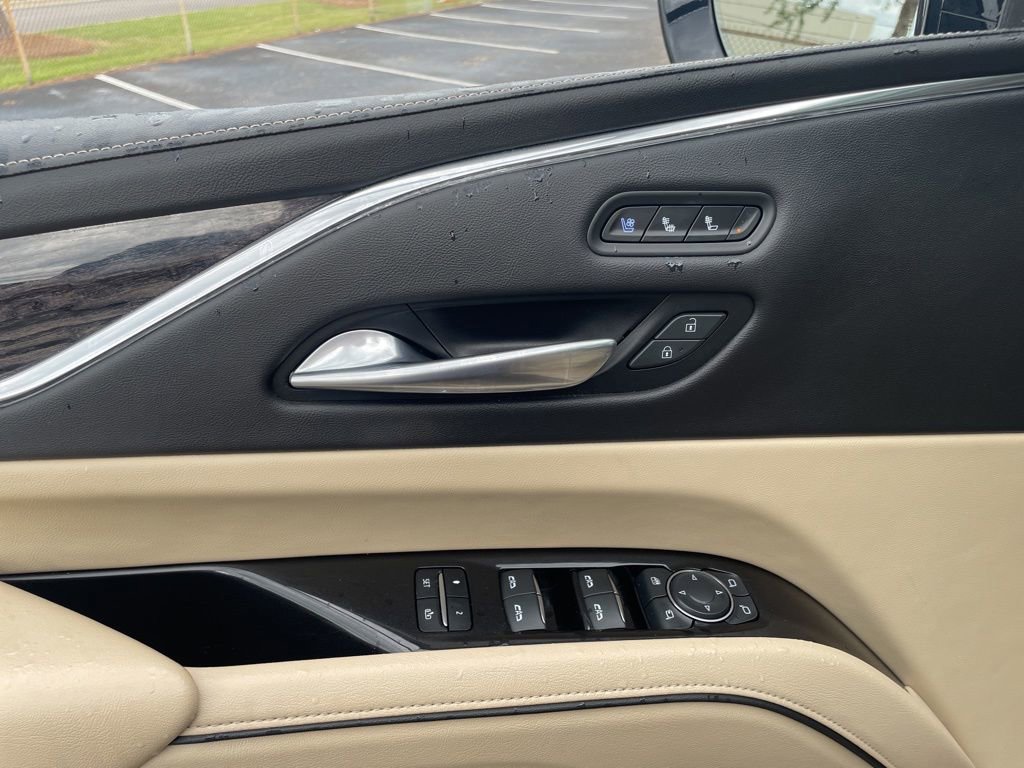 Used 2021 Cadillac Escalade Premium Luxury w/ Performance Package AWD/4WD image 21