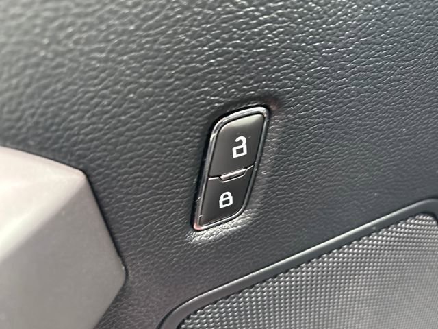 Used 2020 Ford F150 XLT w/ Equipment Group 302A Luxury image 13