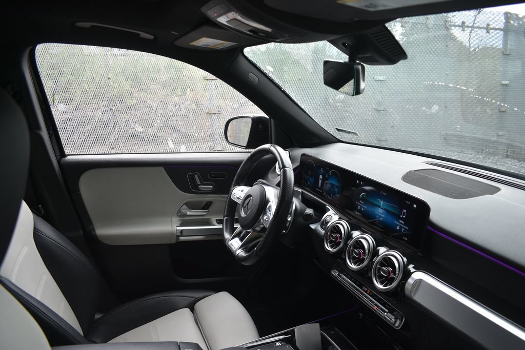Used 2022 Mercedes-Benz GLB 35 AMG 4MATIC image 20