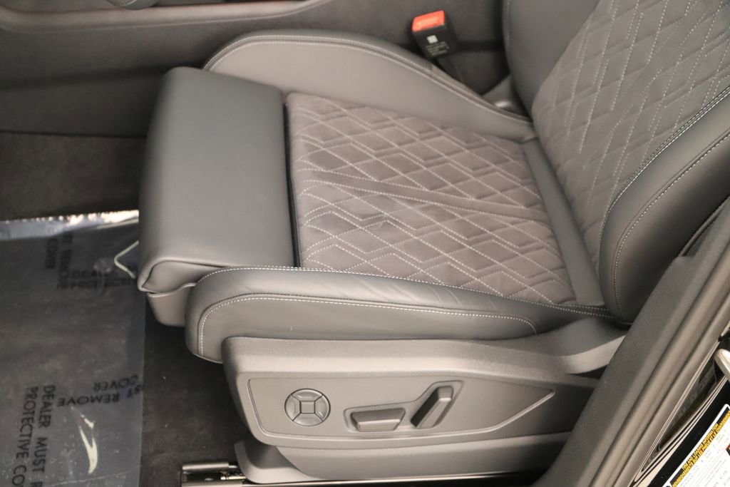 New 2025 Audi SQ5 Premium Plus image 25