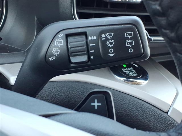 Used 2020 Ford Explorer XLT w/ Equipment Group 202A image 27