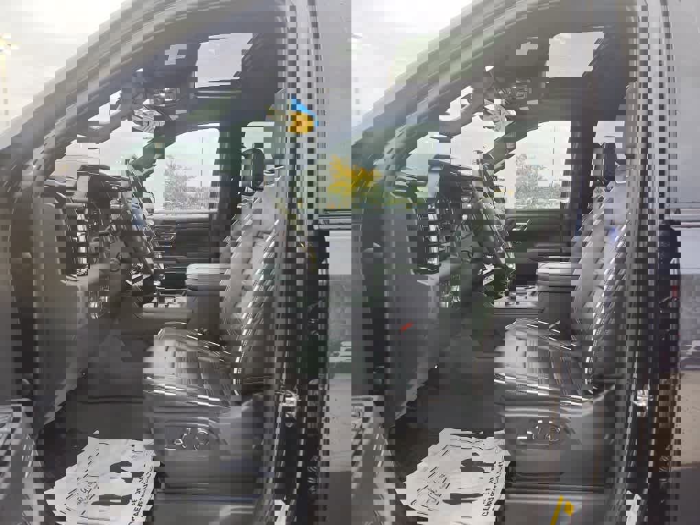 Used 2023 GMC Sierra 1500 AT4X image 25