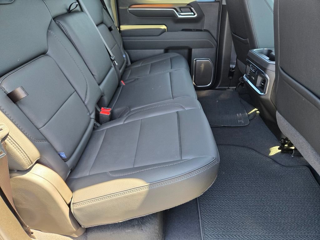 Used 2026 GMC Sierra 1500 Denali w/ Denali Reserve Package AWD/4WD image 15