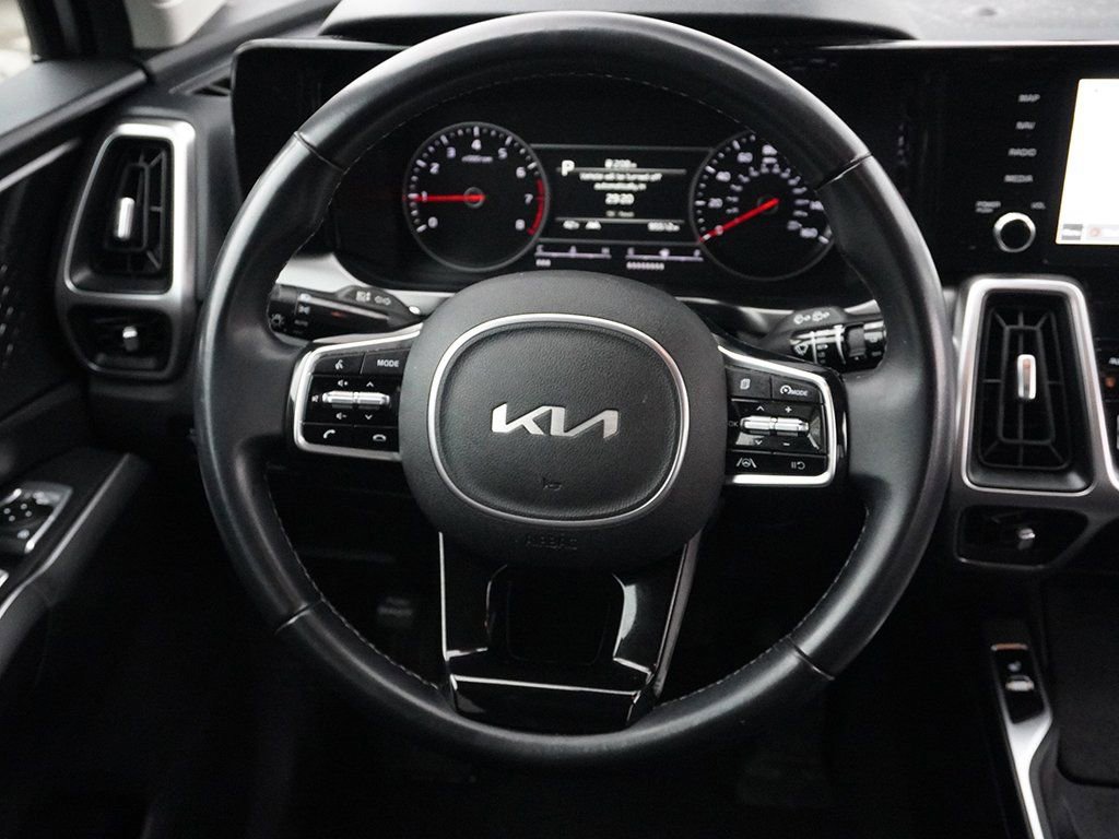 Used 2022 Kia Sorento S image 39