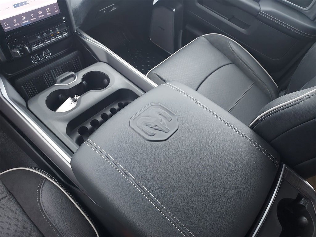 New 2026 RAM 5500 Tradesman w/ Laramie Trim Package image 27