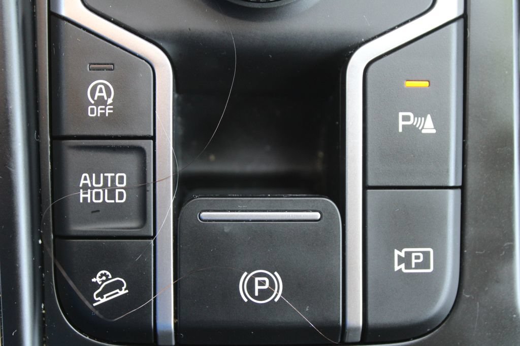Certified 2025 Kia Sorento EX w/ Panoramic Sunroof Package FWD image 38