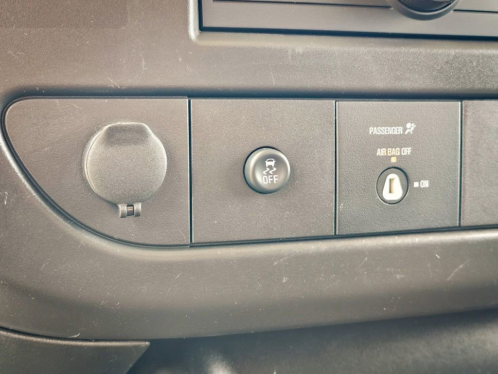 Used 2024 GMC Savana 2500 w/ Driver Convenience Package image 20