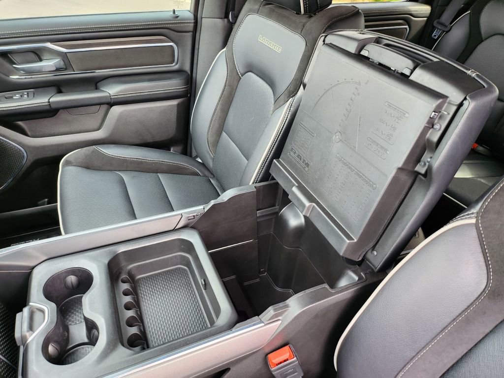 Used 2025 RAM 1500 Laramie w/ Sport Appearance Package AWD/4WD image 27