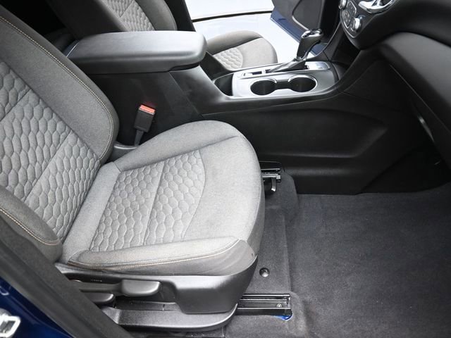Used 2020 Chevrolet Equinox LT w/ Driver Convenience Package image 26
