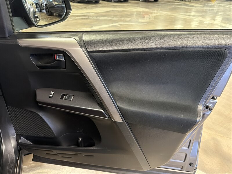 Used 2017 Toyota RAV4 LE w/ All Weather Liner Package FWD image 37