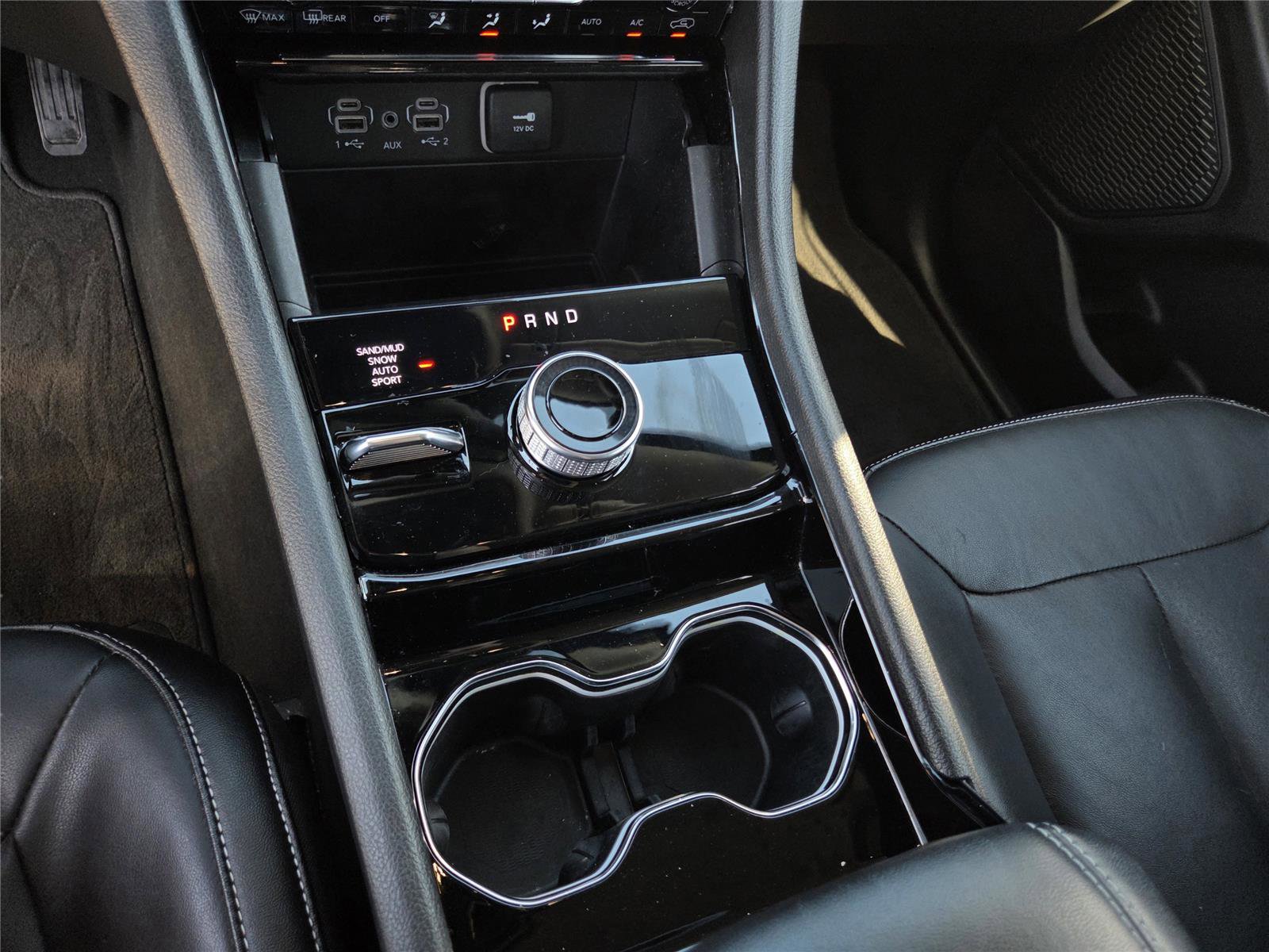 Used 2023 Jeep Grand Cherokee Limited AWD/4WD image 15