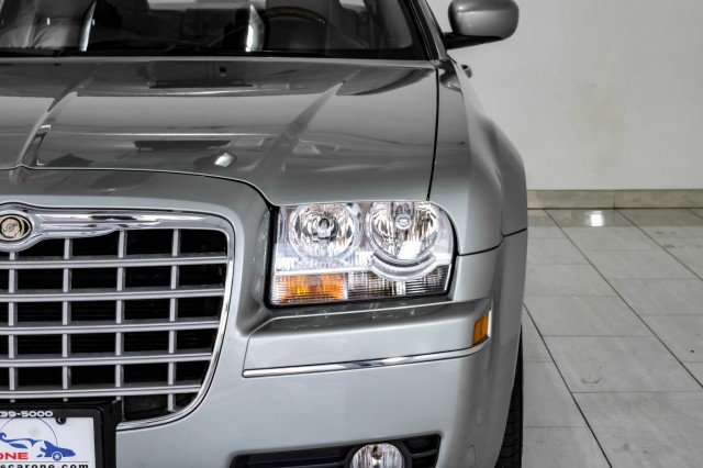 Used 2006 Chrysler 300 Touring image 44