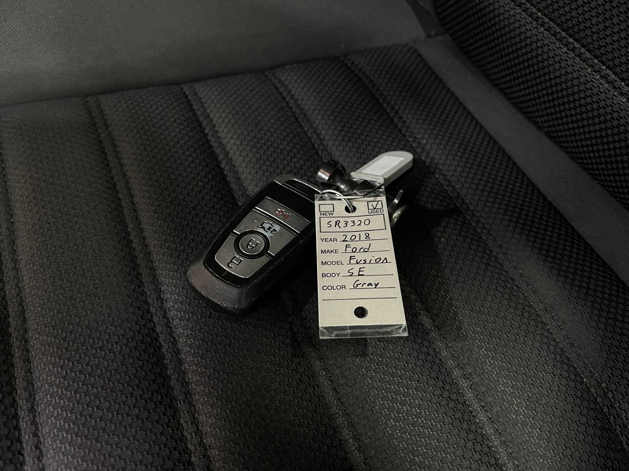 Used 2018 Ford Fusion SE w/ Fusion SE Technology Package image 33