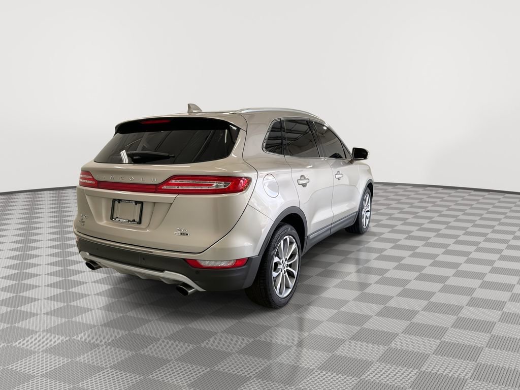 Used 2015 Lincoln MKC FWD w/ Equipment Group 101A Select image 11