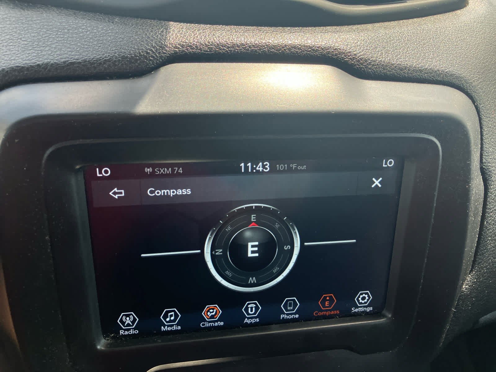 Used 2021 Jeep Renegade Latitude FWD image 22