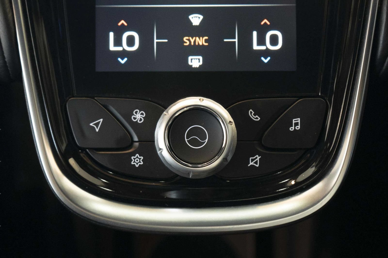 Used 2022 McLaren GT RWD image 26