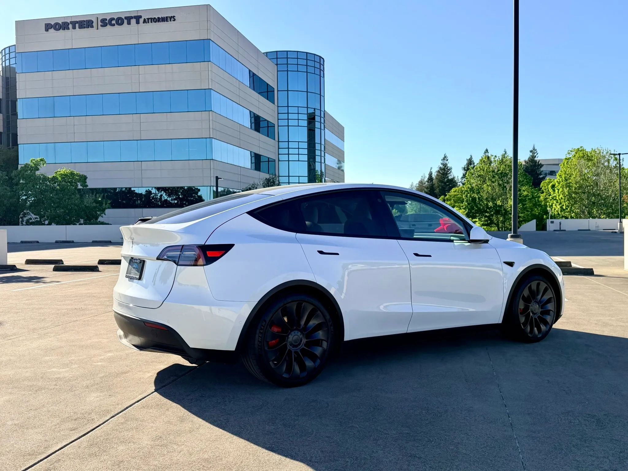 Used 2022 Tesla Model Y Performance image 12