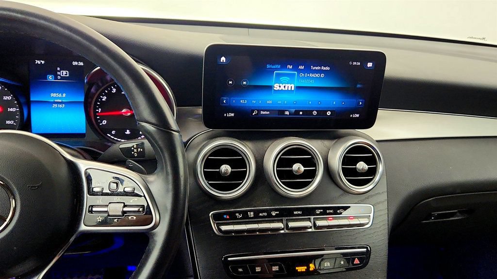 Used 2022 Mercedes-Benz GLC 300 4MATIC image 16