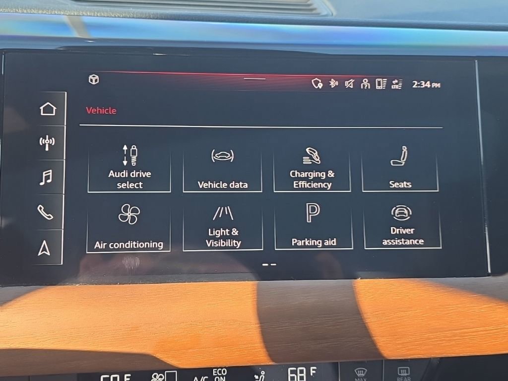 Used 2022 Audi e-tron GT Premium Plus image 17