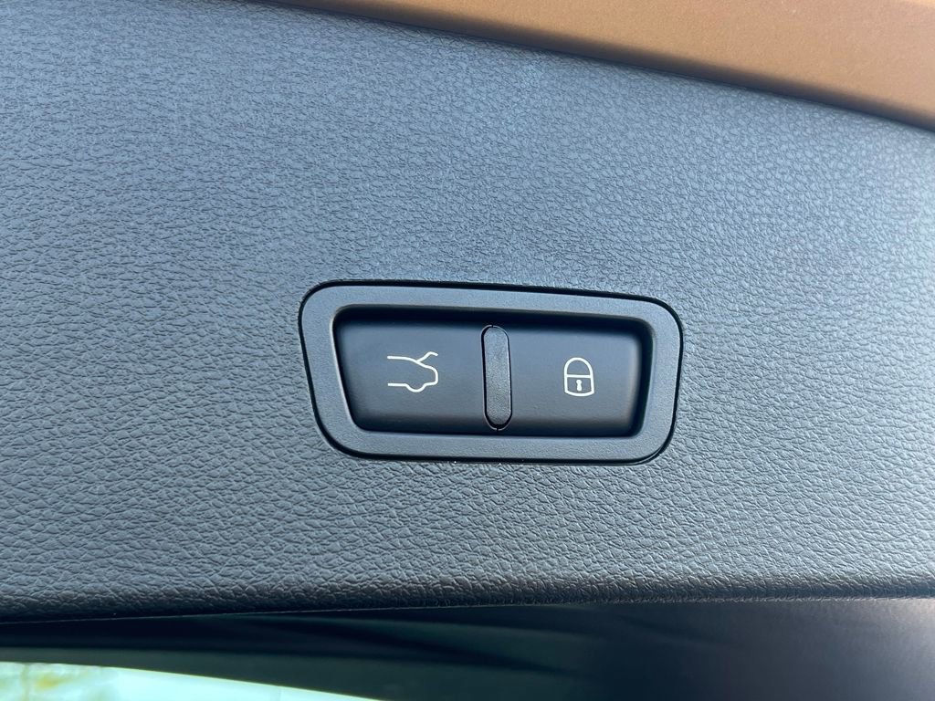 Used 2024 Dodge Hornet R/T Plus w/ Tech Pack Plus w/o Parking image 13