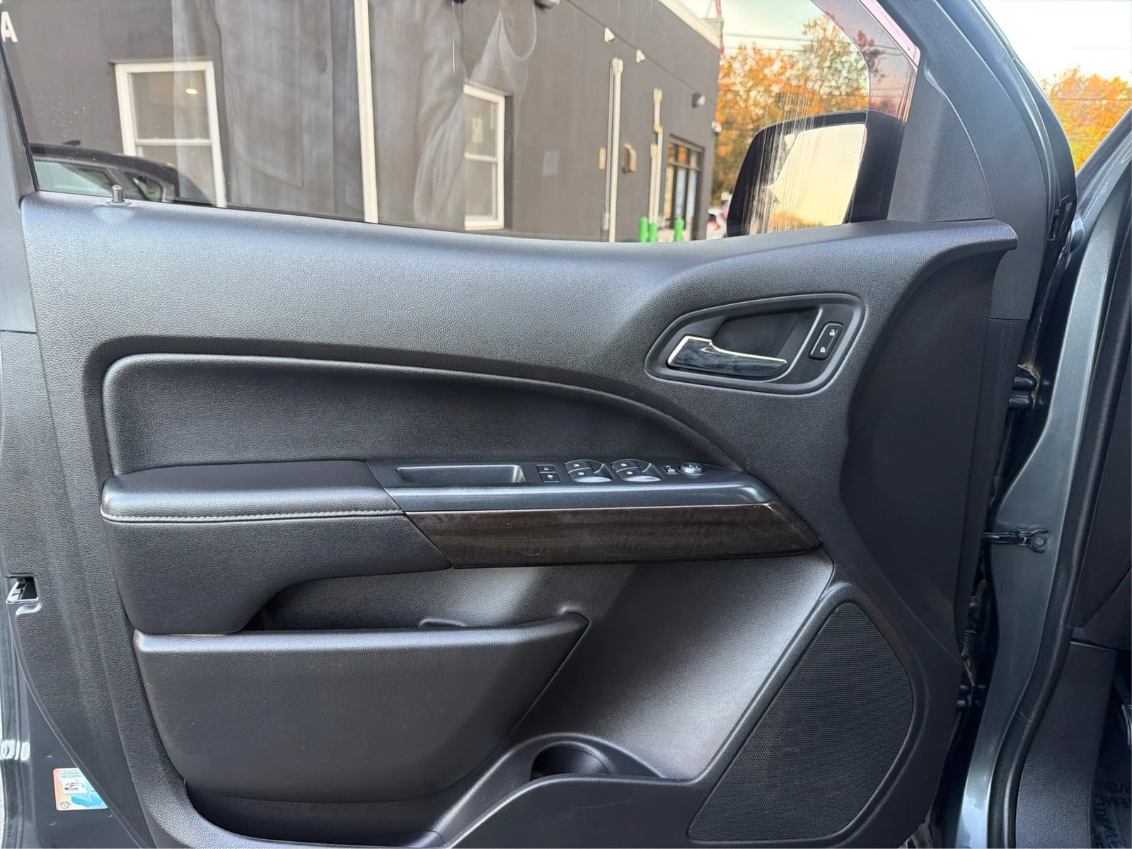 Used 2016 GMC Canyon SLT w/ Driver Alert Package AWD/4WD image 19