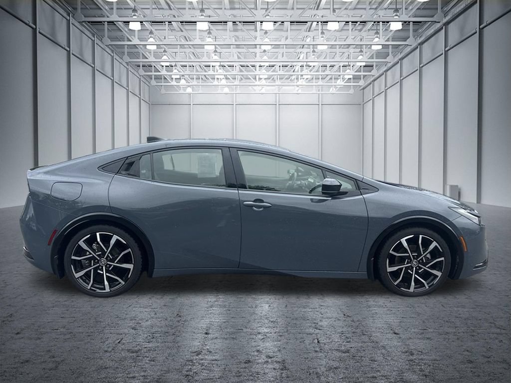 Used 2023 Toyota Prius Prime FWD image 21