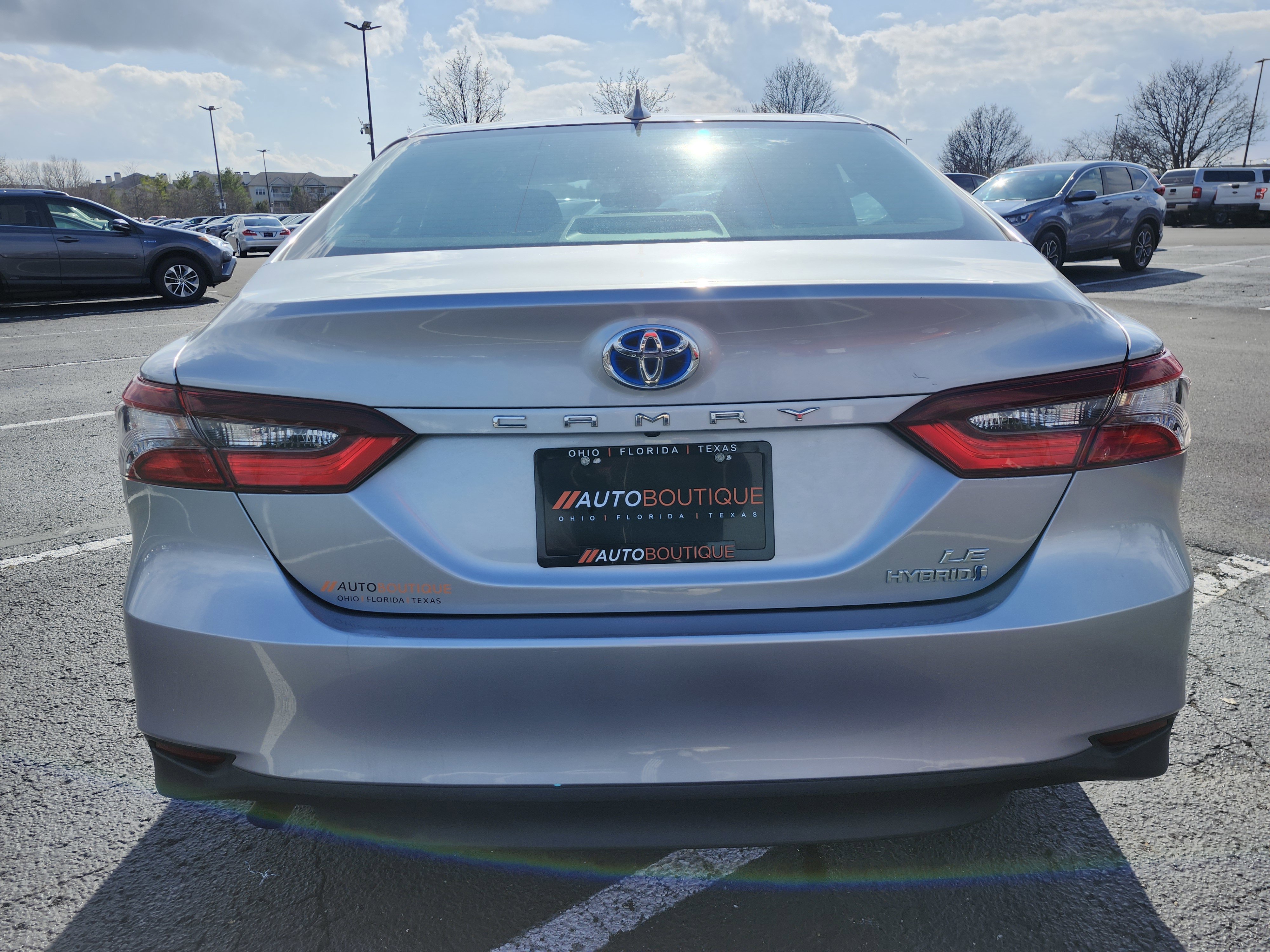 Used 2021 Toyota Camry LE image 16