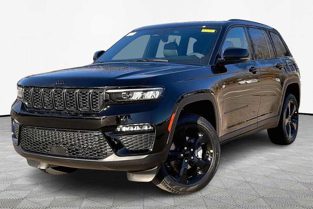 New 2025 Jeep Grand Cherokee Limited w/ Black Appearance Package image 2
