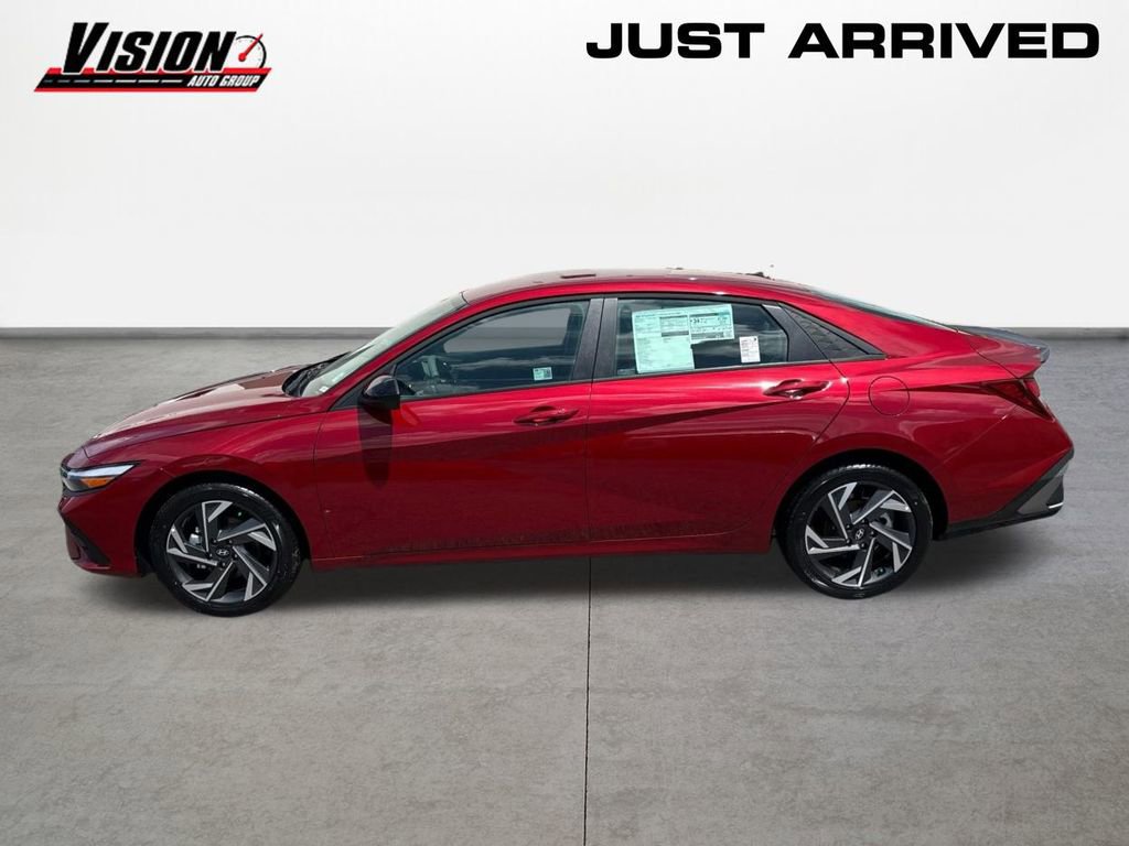 New 2025 Hyundai Elantra Sport image 8