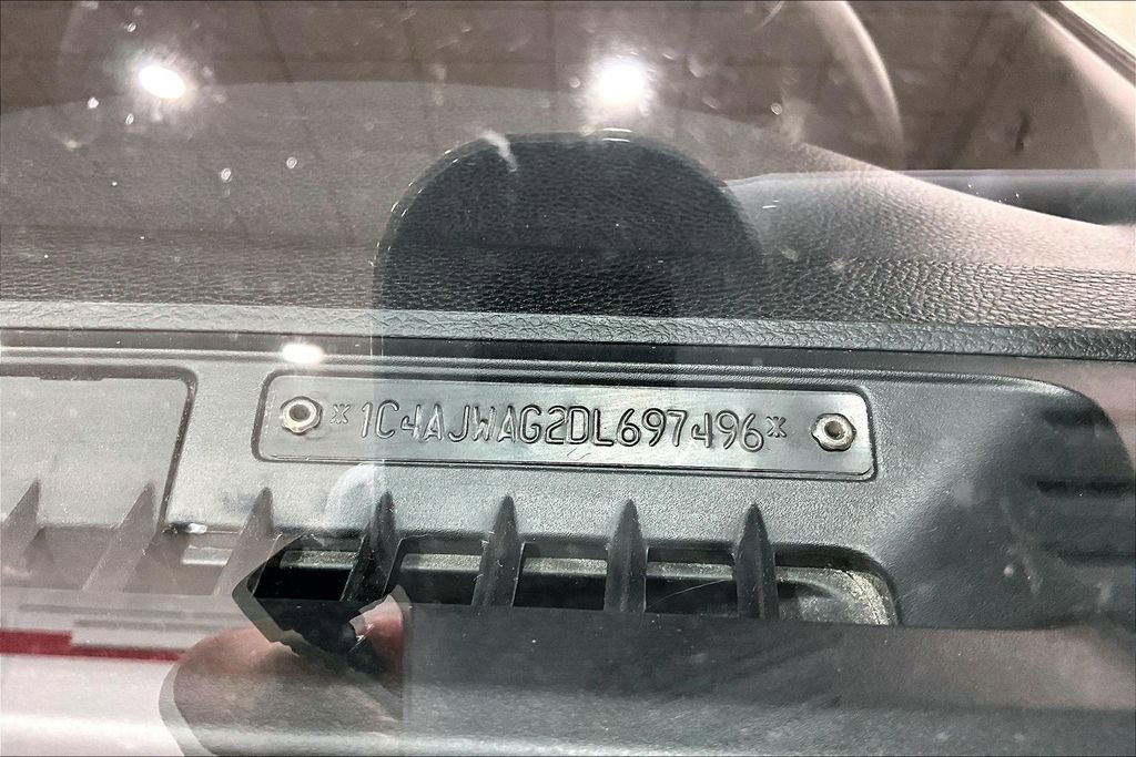 Used 2013 Jeep Wrangler Sport AWD/4WD image 31