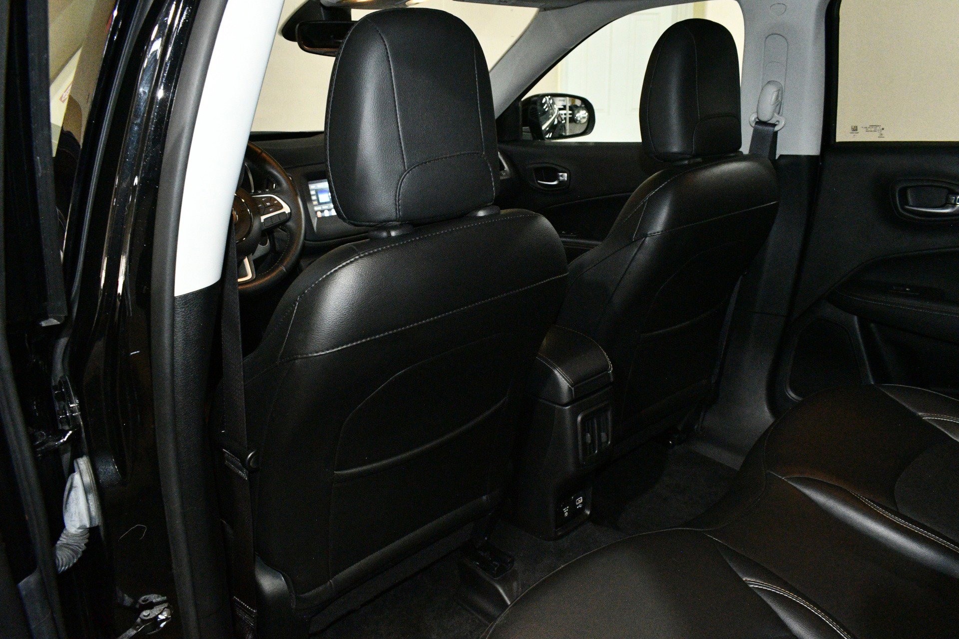 Used 2019 Jeep Compass Latitude w/ Popular Equipment Group image 15