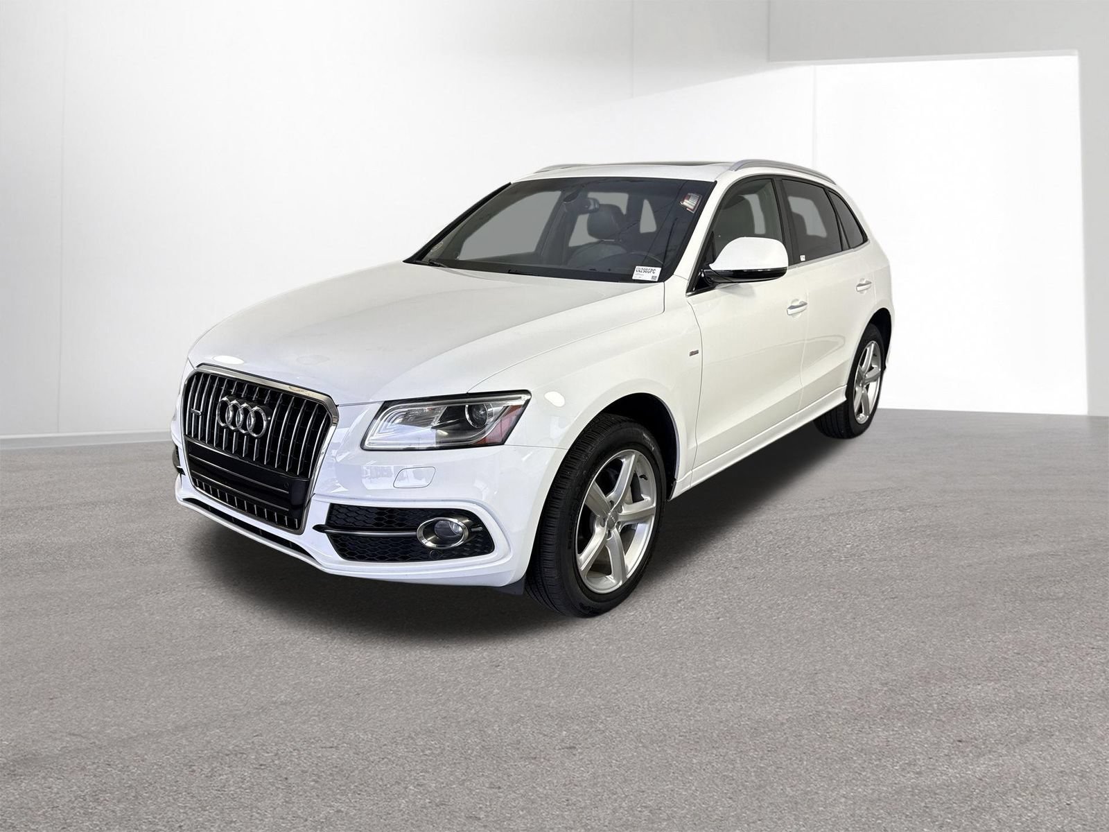 Used 2017 Audi Q5 2.0T Premium Plus w/ Technology Package AWD/4WD image 24
