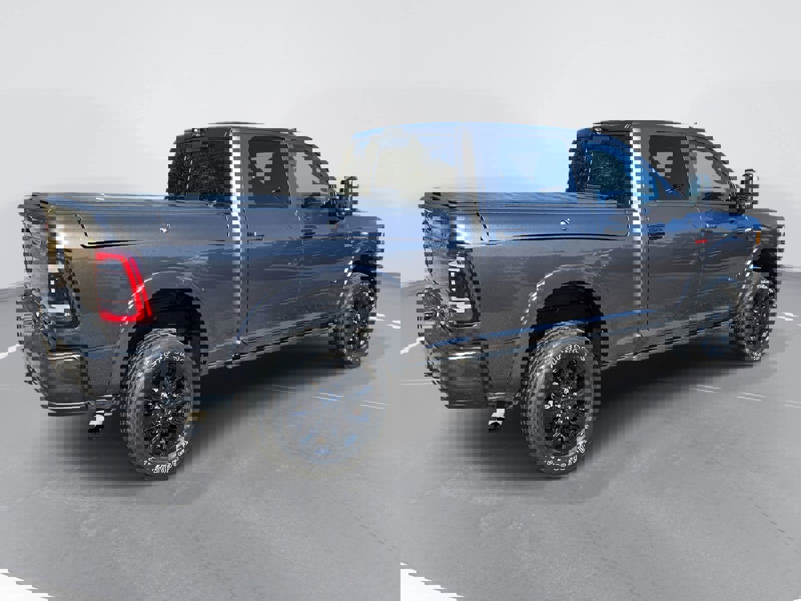 Used 2024 RAM 2500 Limited image 5