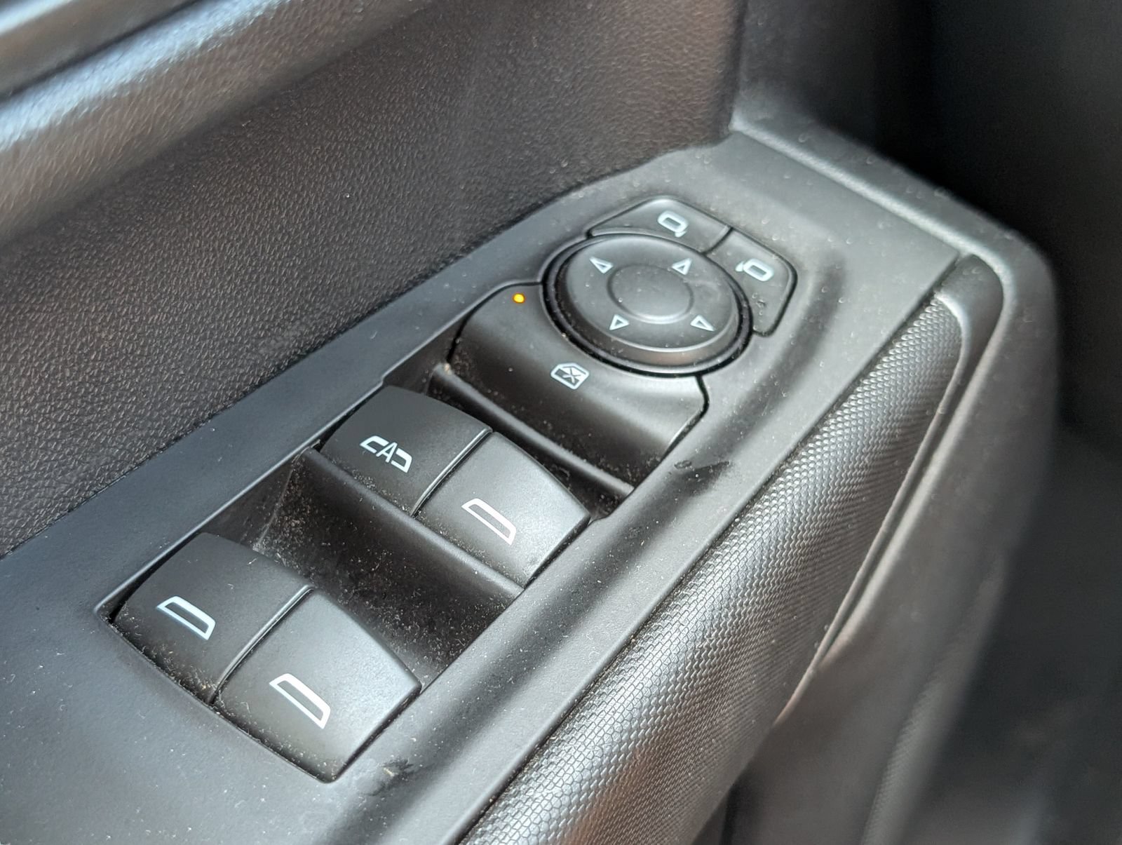 Used 2024 Chevrolet Silverado 1500 Custom AWD/4WD image 17