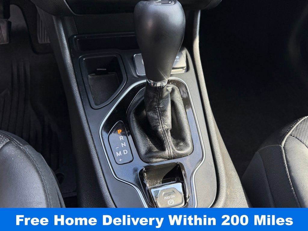 Used 2019 Jeep Cherokee Limited w/ Luxury Group image 26