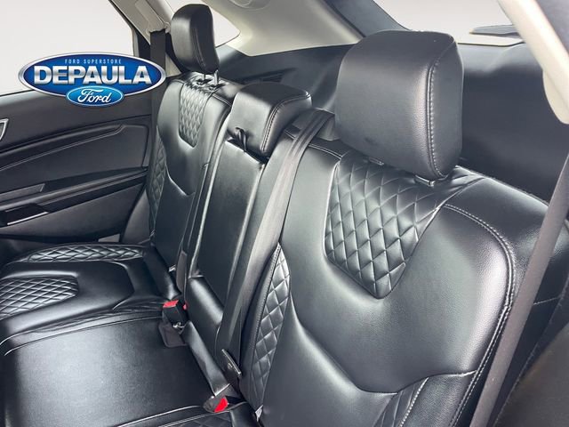 Used 2024 Ford Edge Titanium image 17
