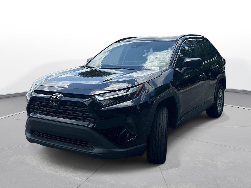 Used 2025 Toyota RAV4 LE AWD/4WD video 2