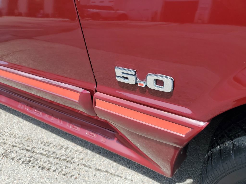 Used 1988 Ford Mustang GT RWD image 10