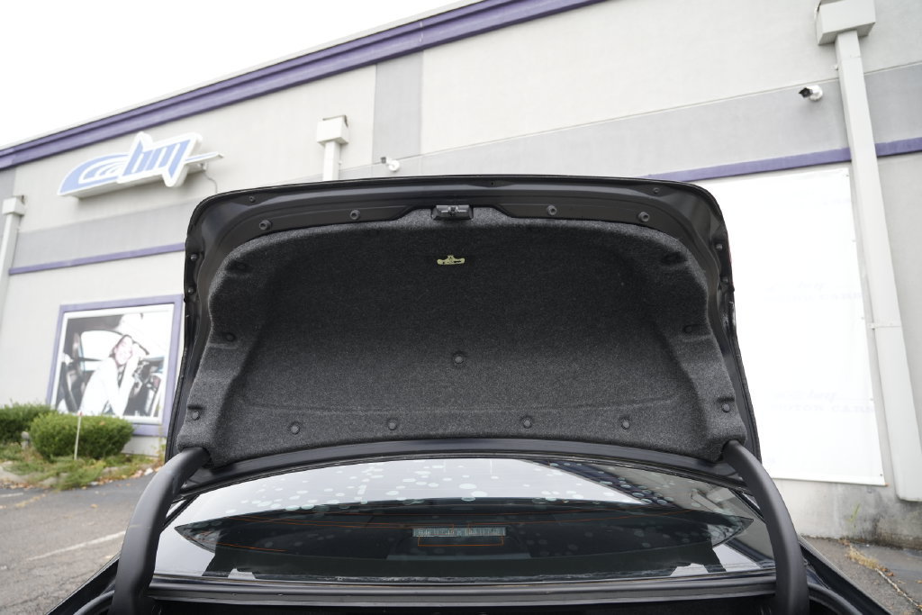 Used 2015 Toyota Camry XSE FWD image 16