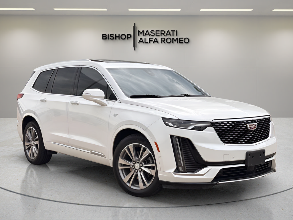 Used 2022 Cadillac XT6 Premium Luxury w/ Technology Package FWD image 1