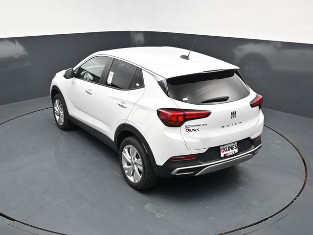 Used 2025 Buick Encore GX Preferred AWD/4WD image 39