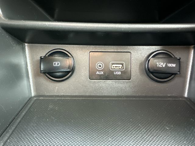 Used 2021 Hyundai Kona SE w/ Cargo Package image 37