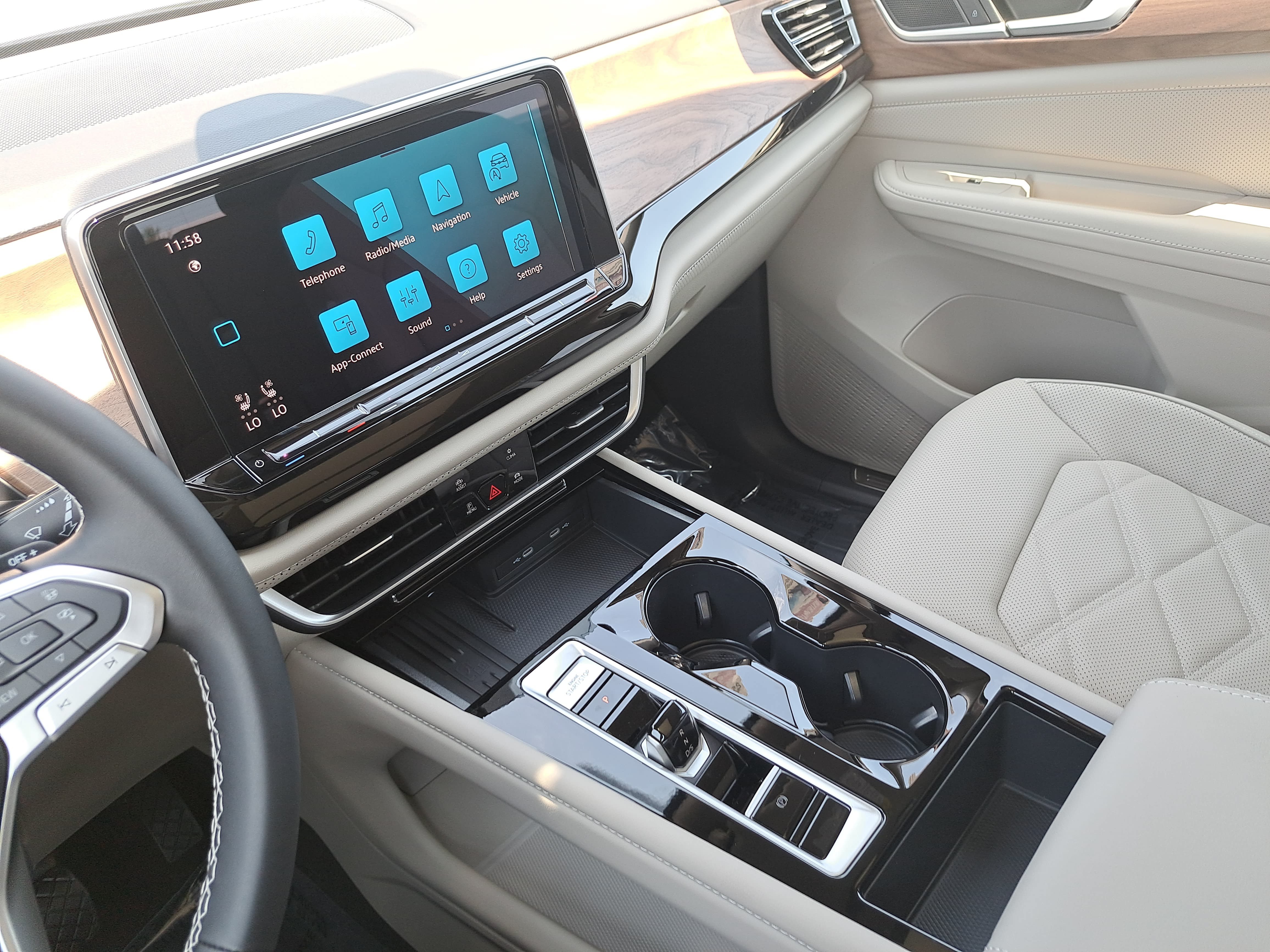 New 2026 Volkswagen Atlas SE AWD/4WD image 26