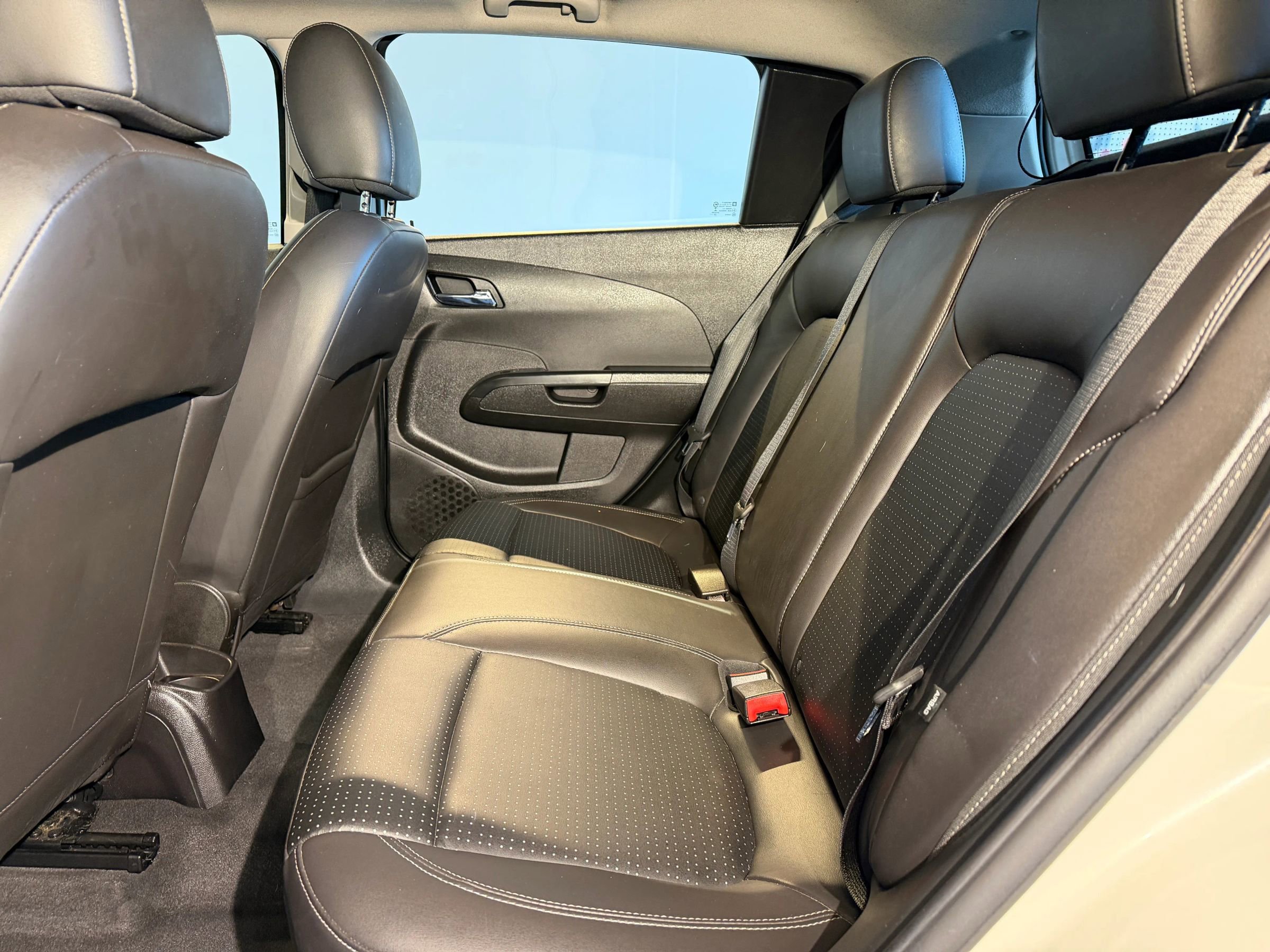 Used 2015 Chevrolet Sonic LTZ FWD image 21