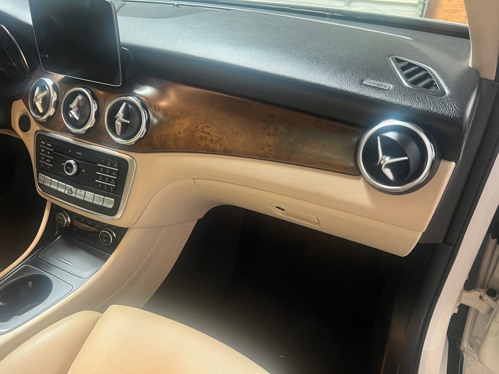 Used 2019 Mercedes-Benz GLA 250 4MATIC image 23