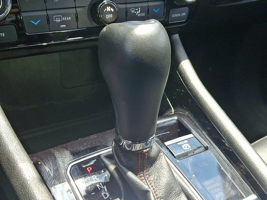 Used 2025 Jeep Compass Trailhawk AWD/4WD image 14