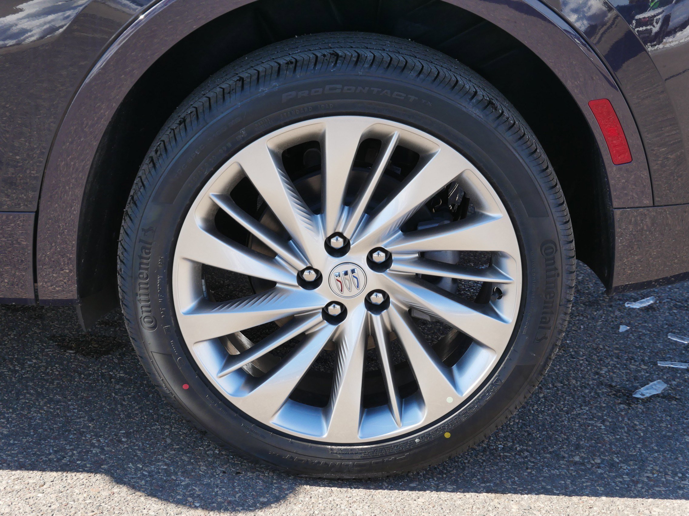 New 2026 Buick Envision Avenir image 3