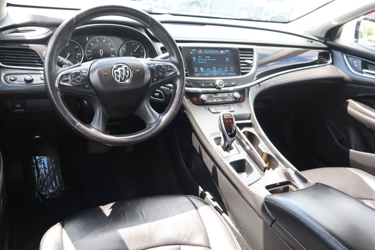 Used 2018 Buick LaCrosse Essence FWD image 16
