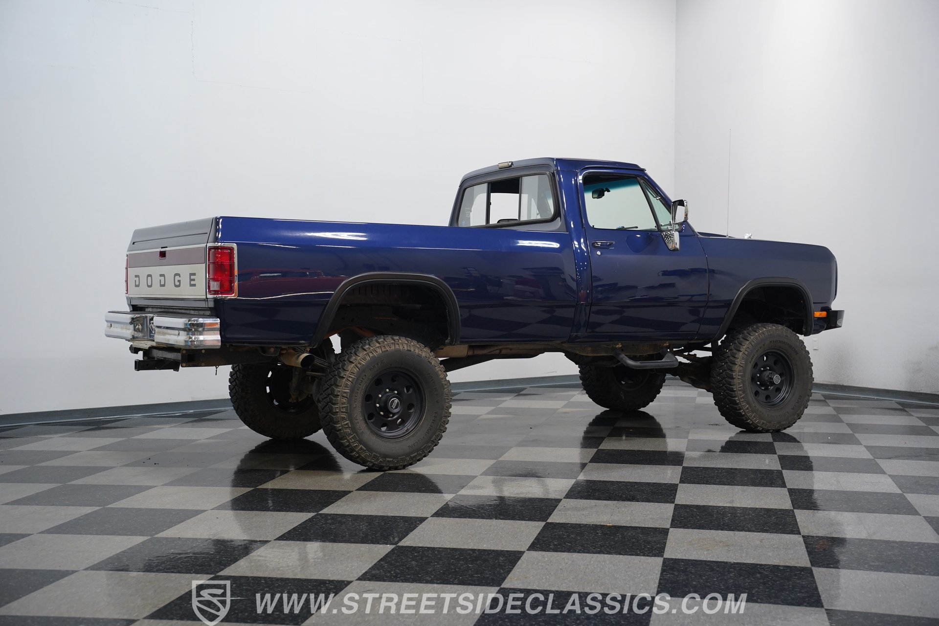 Used 1988 Dodge D/W Truck 250 AWD/4WD image 14