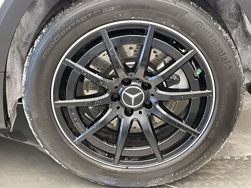 Used 2025 Mercedes-Benz GLB 35 AMG 4MATIC image 12